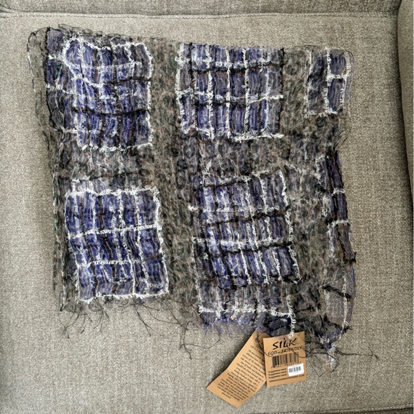 ✨FLEURS HANDWOVEN ECO-FRIENDLY NATURAL SILK SCARF BY ELEGANT ADDITIONS - NWT - Picture 3 of 10